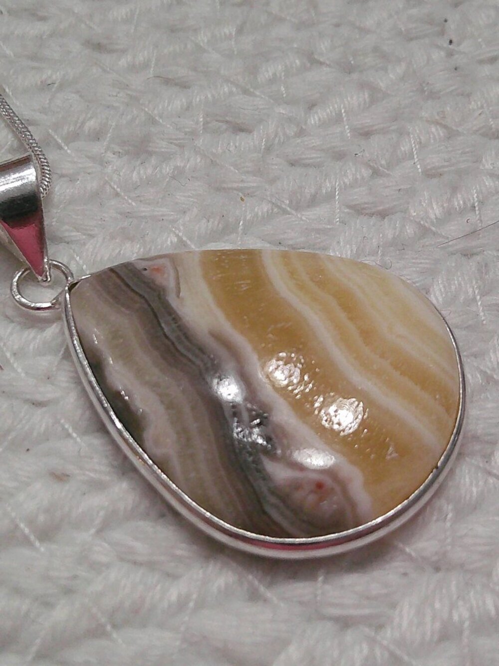 Beautiful YELLOW MOSS AGATE Handmade Sterling 925 Pendant/Chain #30F